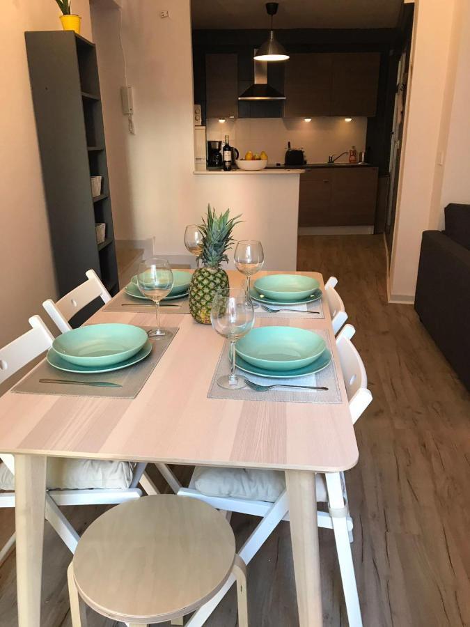 Cactus 2 Bedroom Apartment On Calle San Miguel Minutes From The Beach By Namaste Elite Torremolinos Buitenkant foto