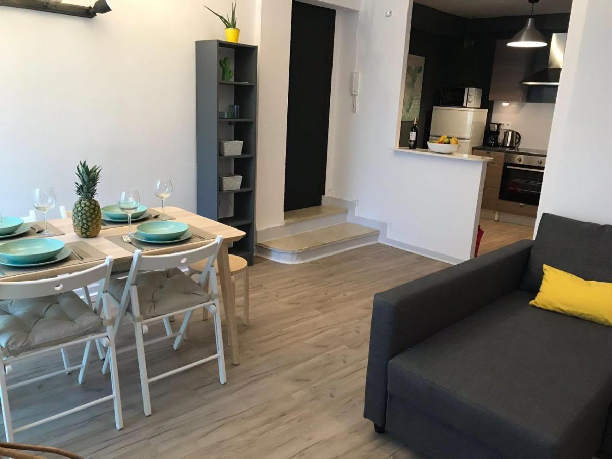 Cactus 2 Bedroom Apartment On Calle San Miguel Minutes From The Beach By Namaste Elite Torremolinos Buitenkant foto